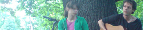 Tender Buttons im Park